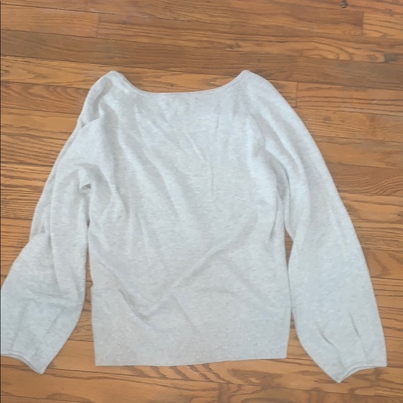 Sweater - Picture 4 of 4